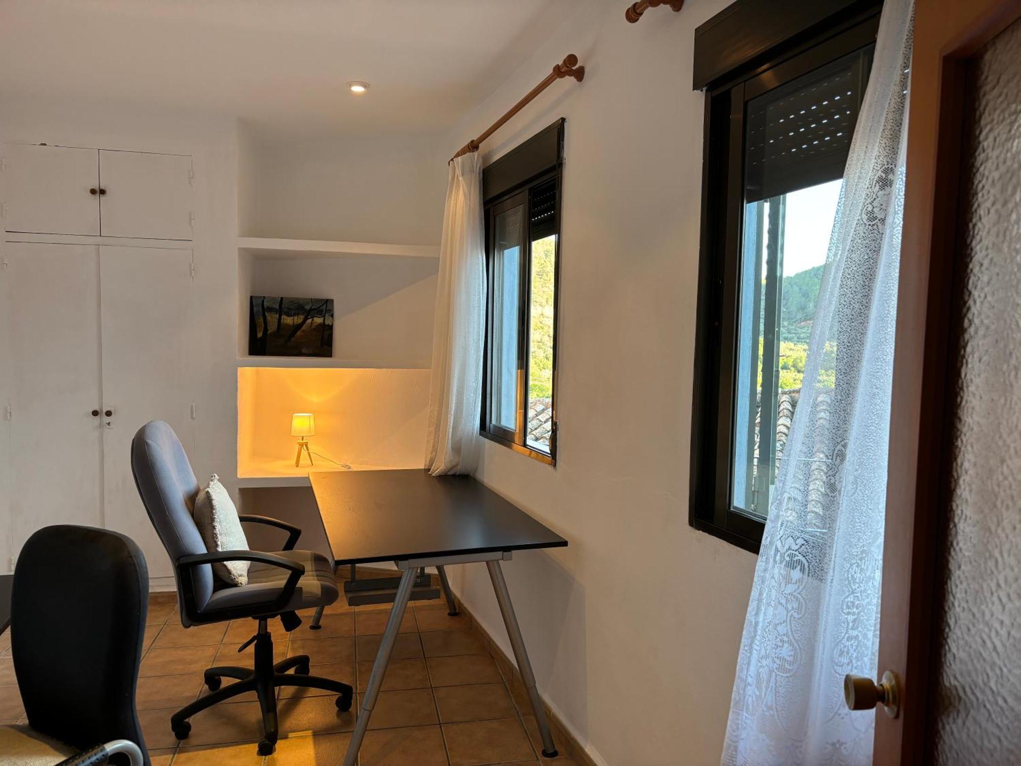 Piso En Vall De Almonacid Con Vistas, Aire Acondicionado, Wifi Y Smart Tv Eksteriør billede