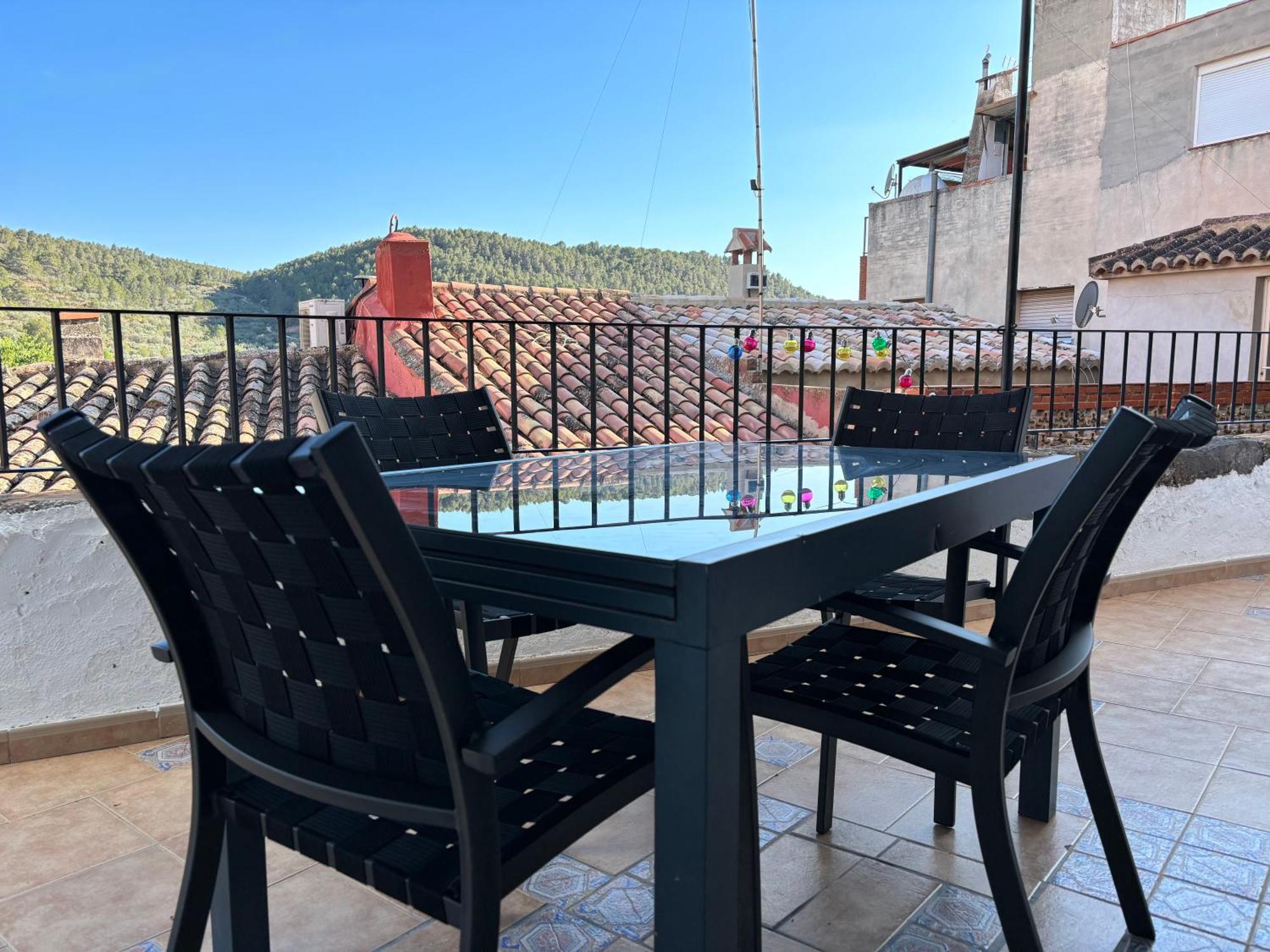Piso En Vall De Almonacid Con Vistas, Aire Acondicionado, Wifi Y Smart Tv Eksteriør billede