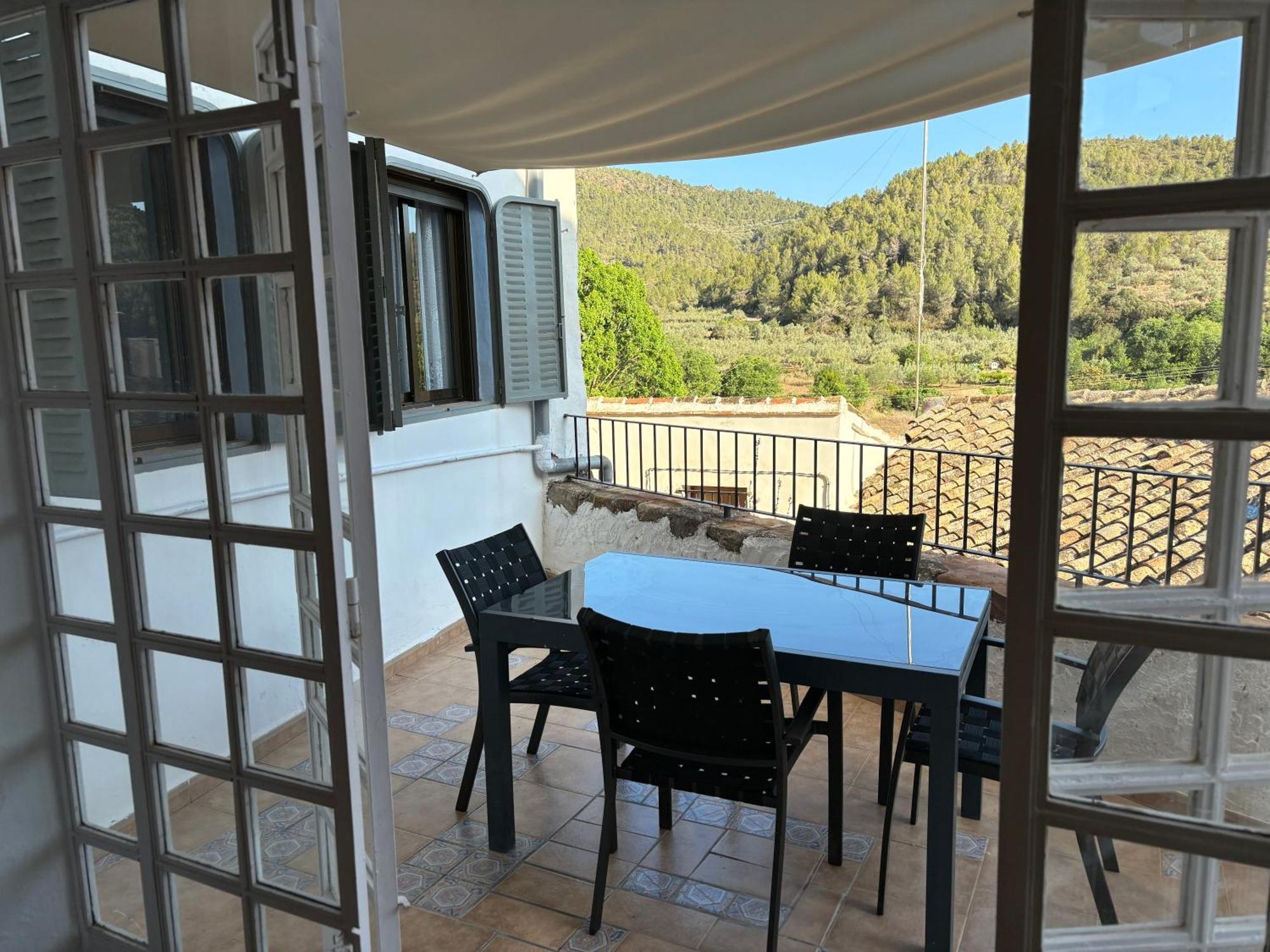 Piso En Vall De Almonacid Con Vistas, Aire Acondicionado, Wifi Y Smart Tv Eksteriør billede